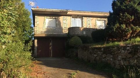 Solvia Inmobiliaria  Chalet independiente Coristanco