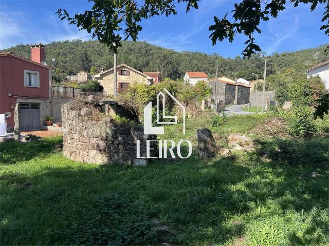 Terreno residencial en Venta en Catoira