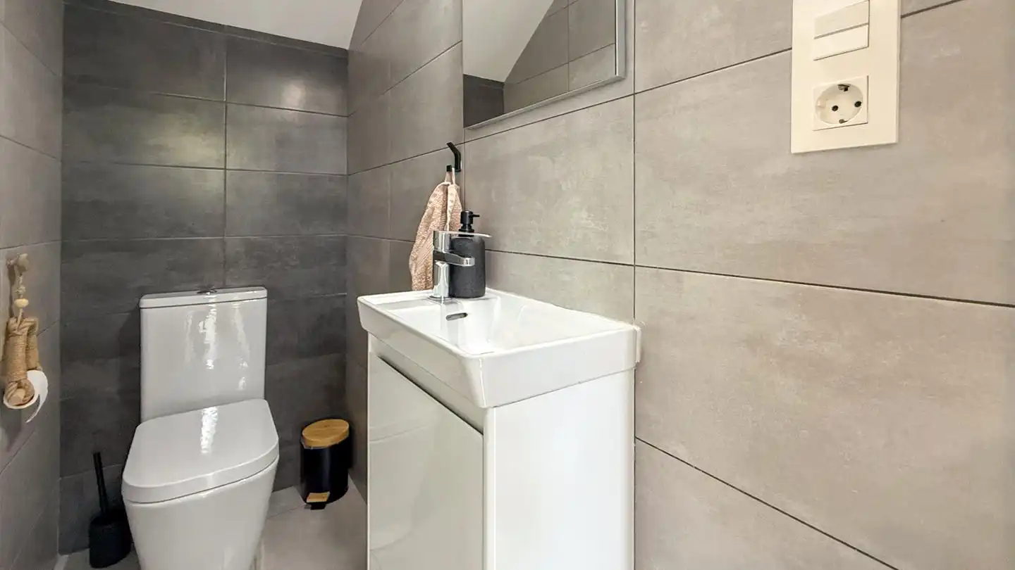 Baño de Casa adosada en venta en Santa Pola con Aire acondicionado, Calefacción y Parquet