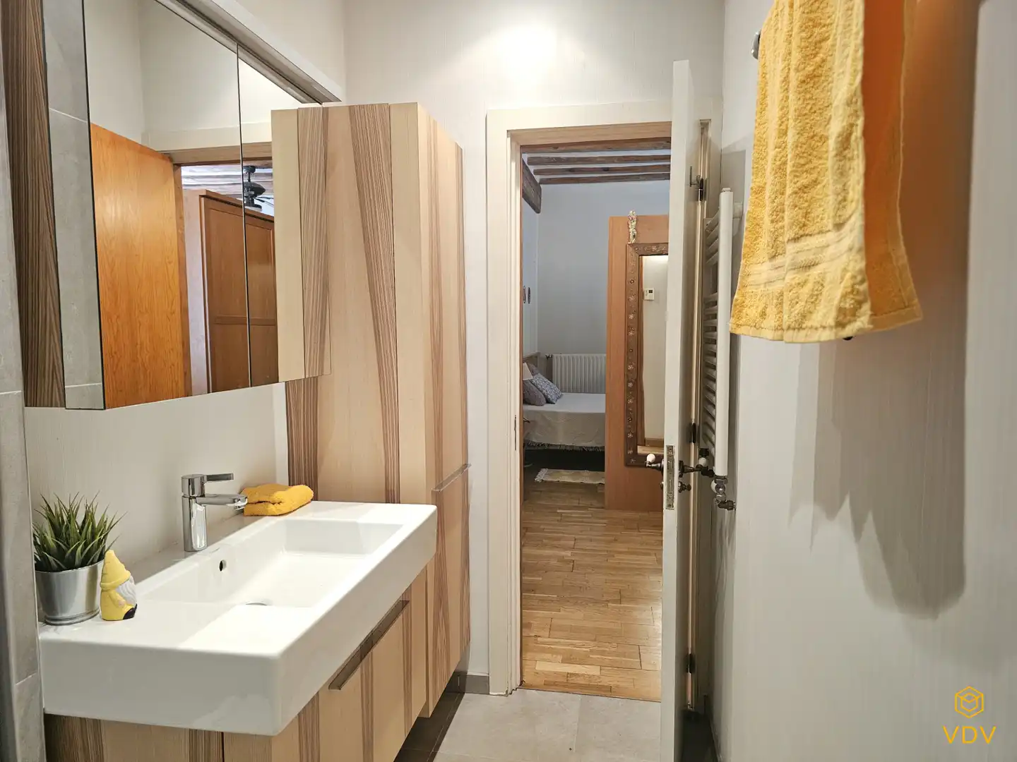 Bathroom of Apartments for sale in  Pamplona / Iruña  with Heating, Parquet flooring and Furnished