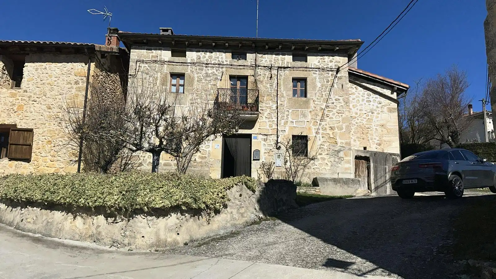 Exterior view of Houses for sale in Alcalá la Real  with Heating, Private garden and Furnished