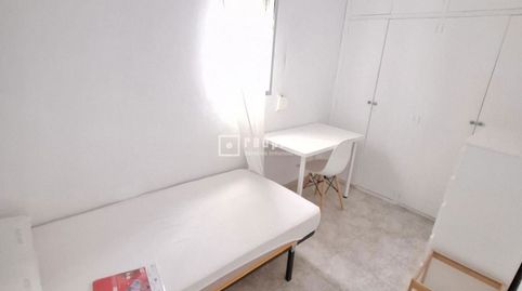 Foto 5 de Piso de alquiler en Los Remedios, Sevilla Capital