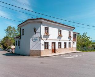 Vista exterior de Casa o xalet en venda en Siero amb Calefacció, Jardí privat i Terrassa