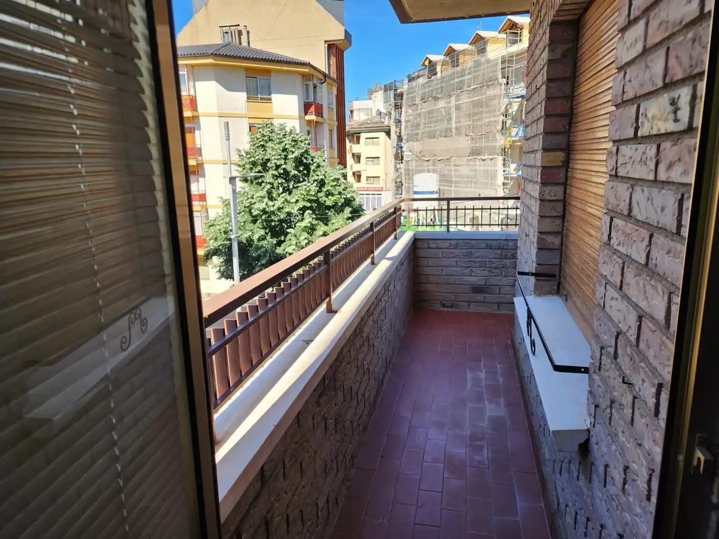 Balcony of Flat for sale in Jaca  with Terrace, Storage room and Furnished