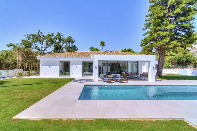 Casa con terraza en venta en Elviria - Cabopino, imagen 3