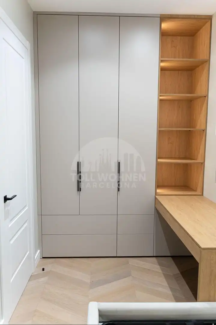 Habitación de Piso en venta en Barcelona con Aire acondicionado, Calefacción y Balcón