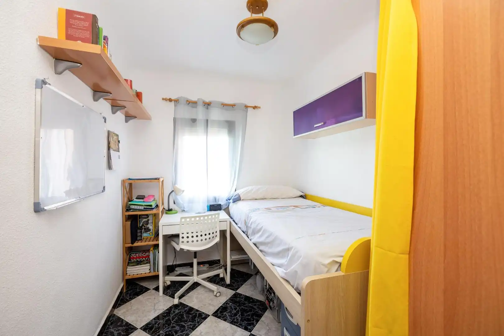 Habitación de Piso en venta en Granada
