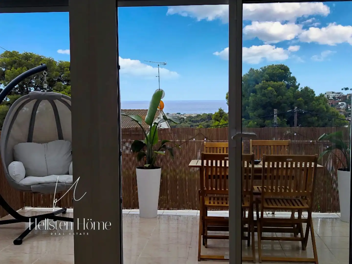 Terrassa de Casa o xalet en venda en Castelldefels amb Aire condicionat, Jardí privat i Terrassa
