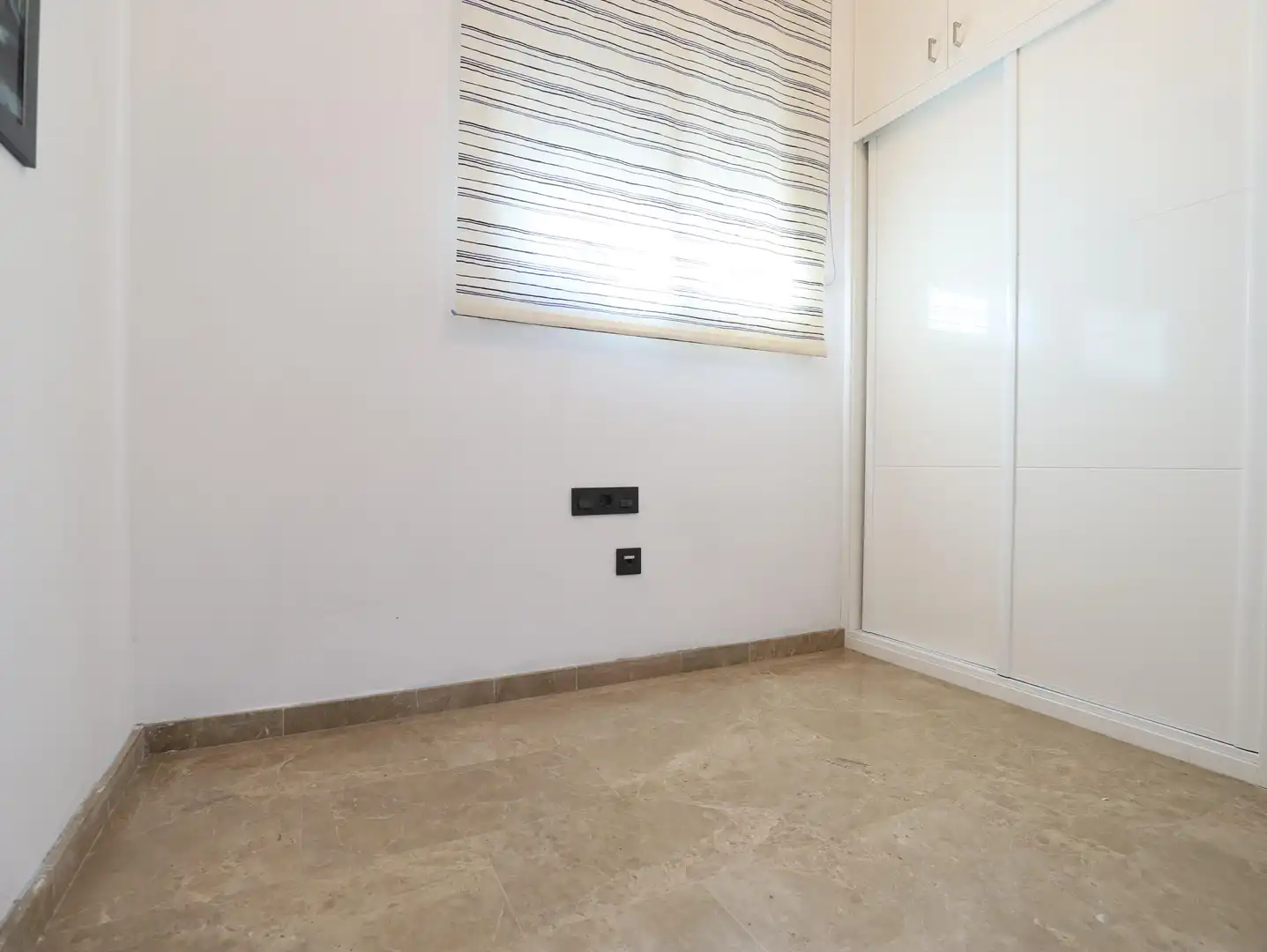 Habitación de Piso en venta en Esplugues de Llobregat con Aire acondicionado, Calefacción y Terraza