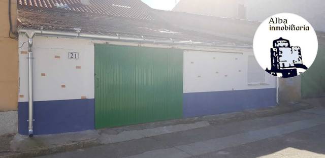 Garaje en Alquiler en N/A, -1 en Navales