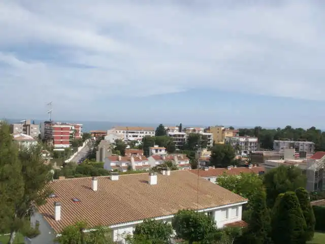 Casa bifamiliare con terrazza in vendita a Vallpineda - Santa Bárbara, imagen 3