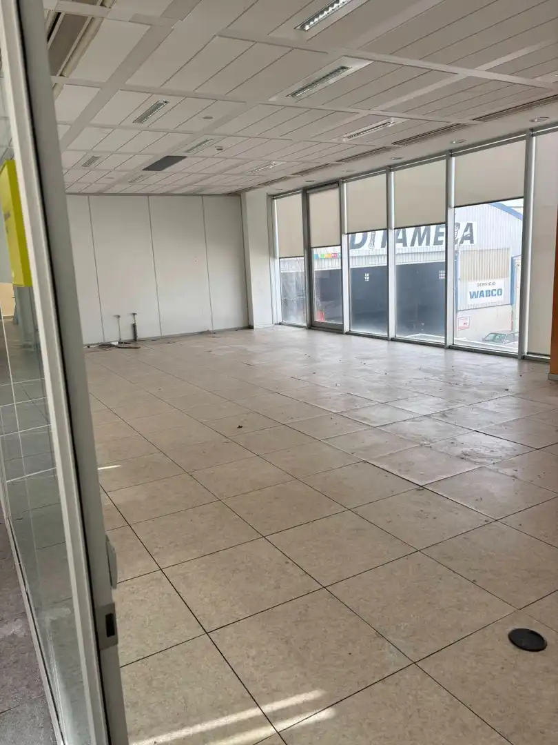 Immobles singulars amb ascensor en venda a Avenida Avenida Ramón y Cajal, imagen 48