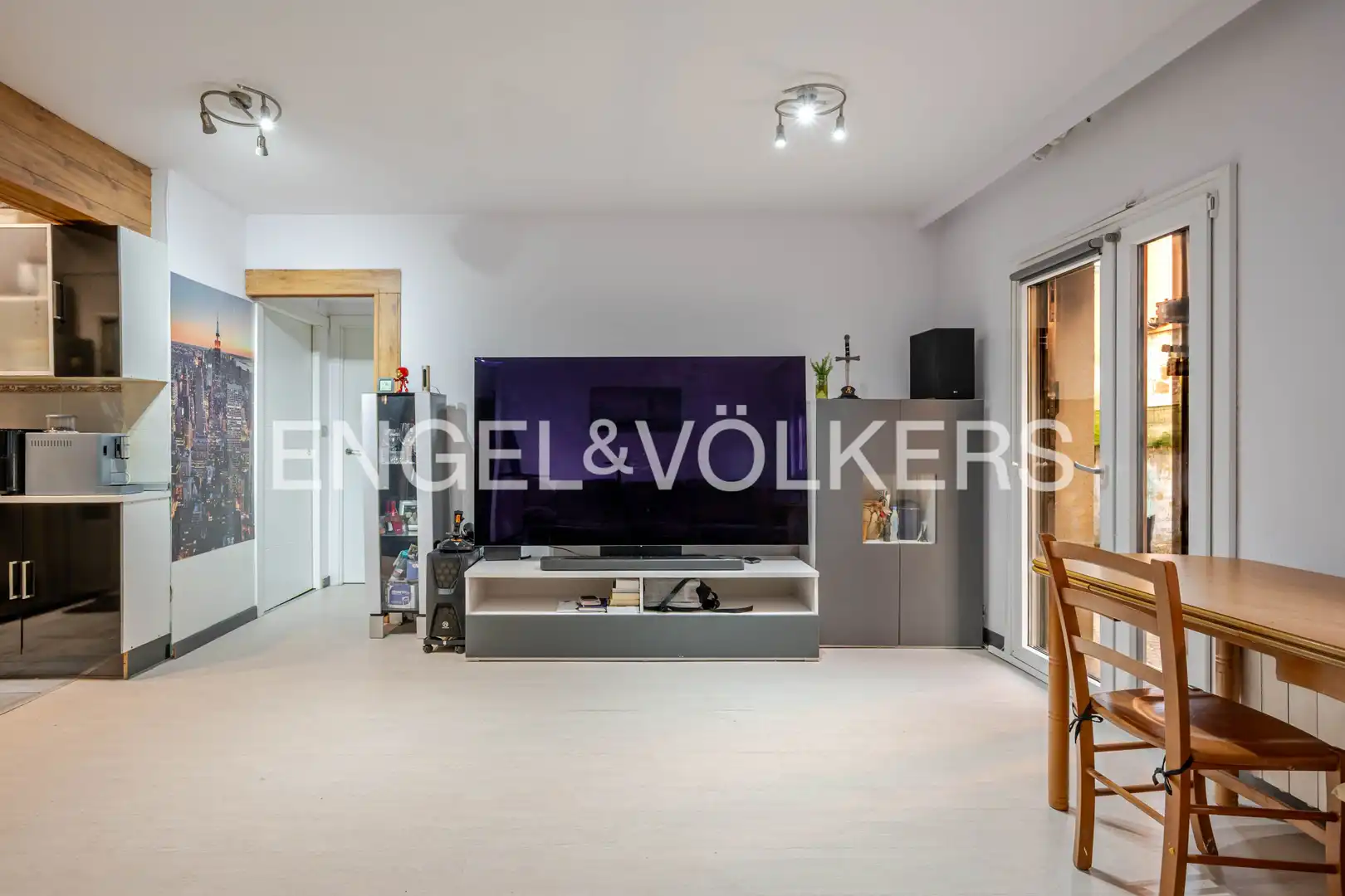 Flat with garden for sale in Zubiaurre Pasealekua, imagen 6