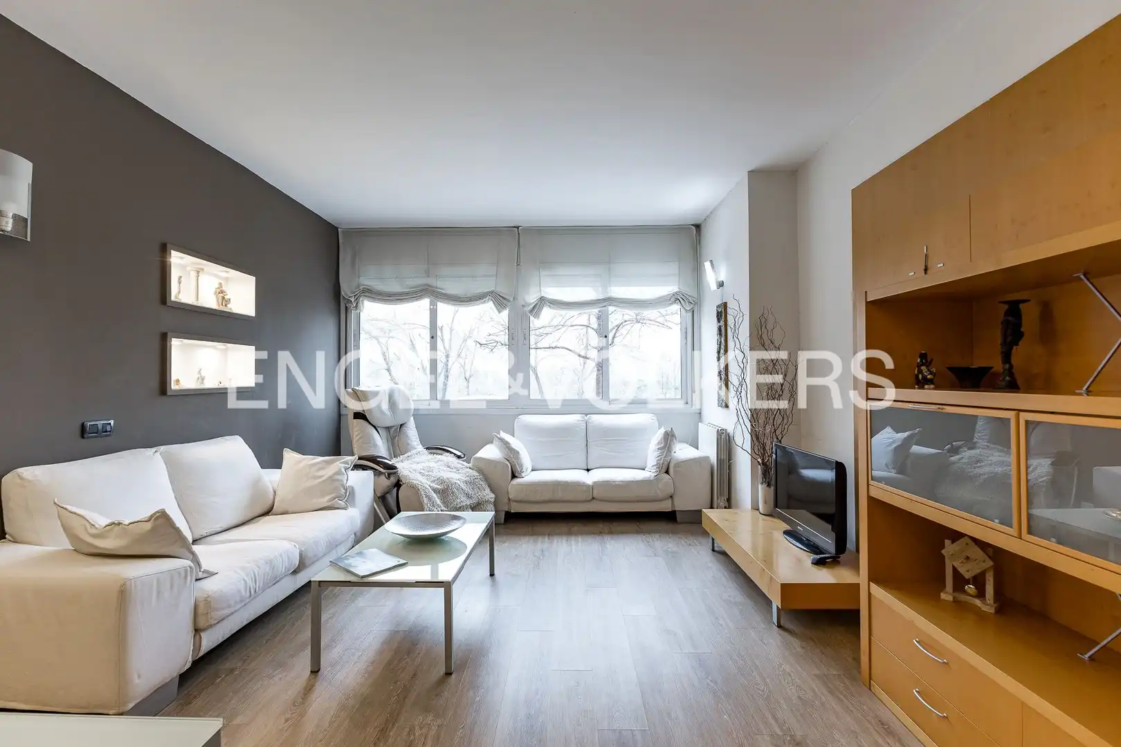 Living room of Flat for sale in Sant Feliu de Llobregat  with Heating, Terrace and Storage room
