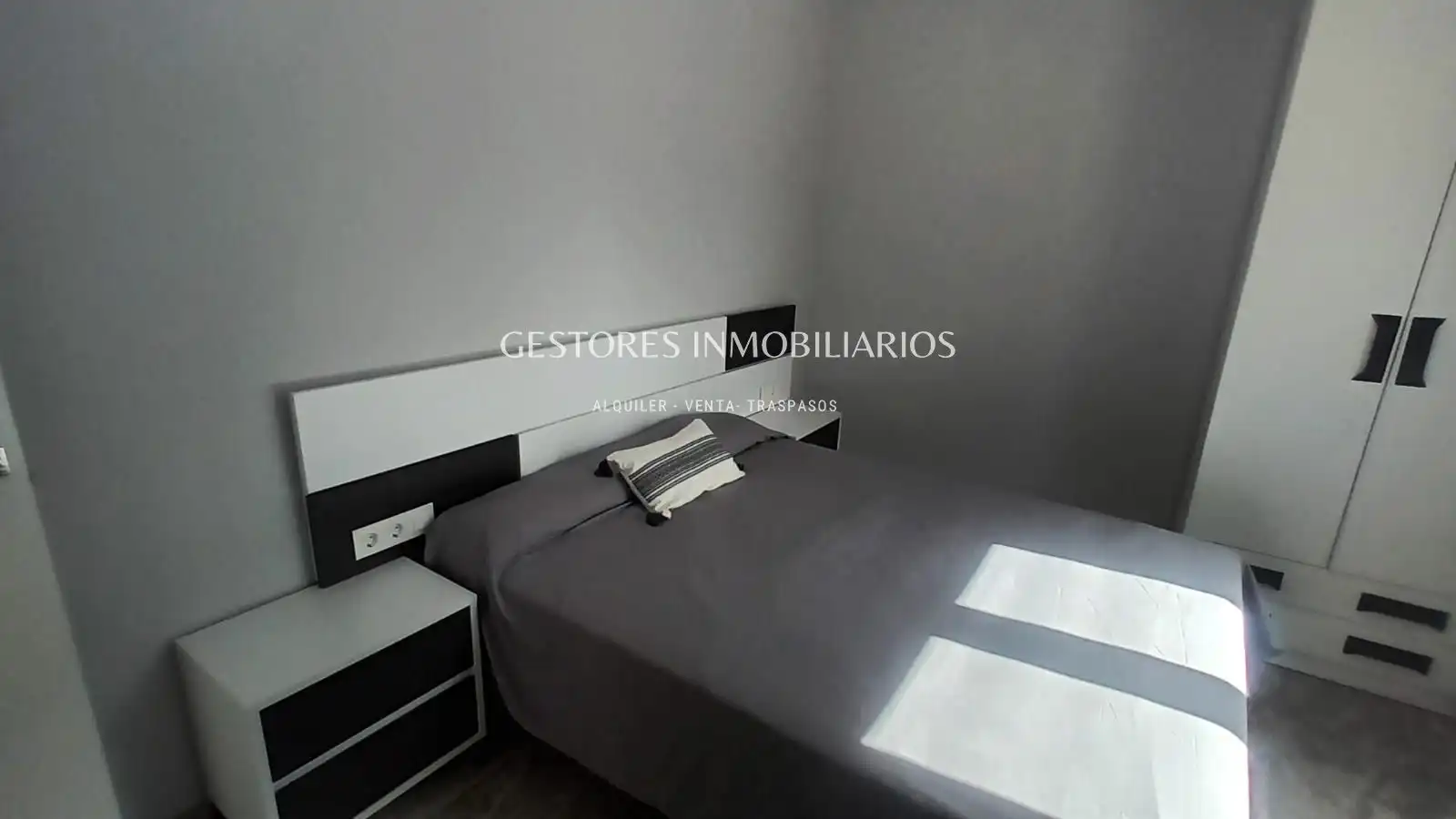 Dormitori de Casa o xalet en venda en Gaianes, Alicante