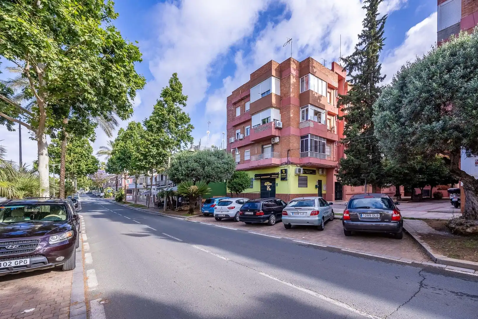 Vista exterior de Piso en venta en Alcalá de Guadaira con Balcón