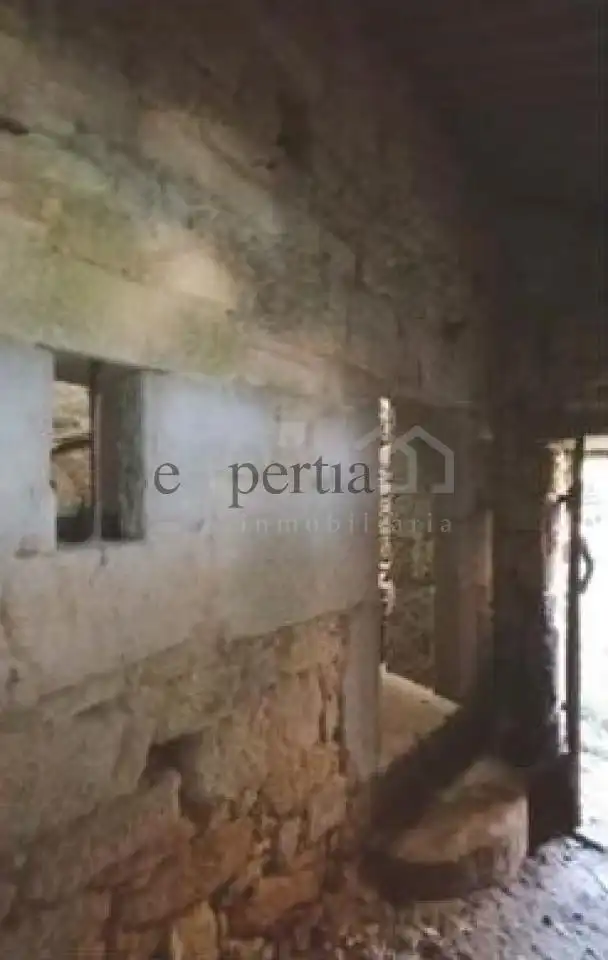 Finca rústica en venda en Dodro amb Jardí privat