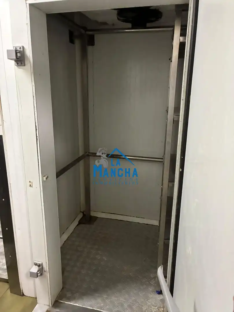 Local comercial en venda a San Pablo, imagen 17