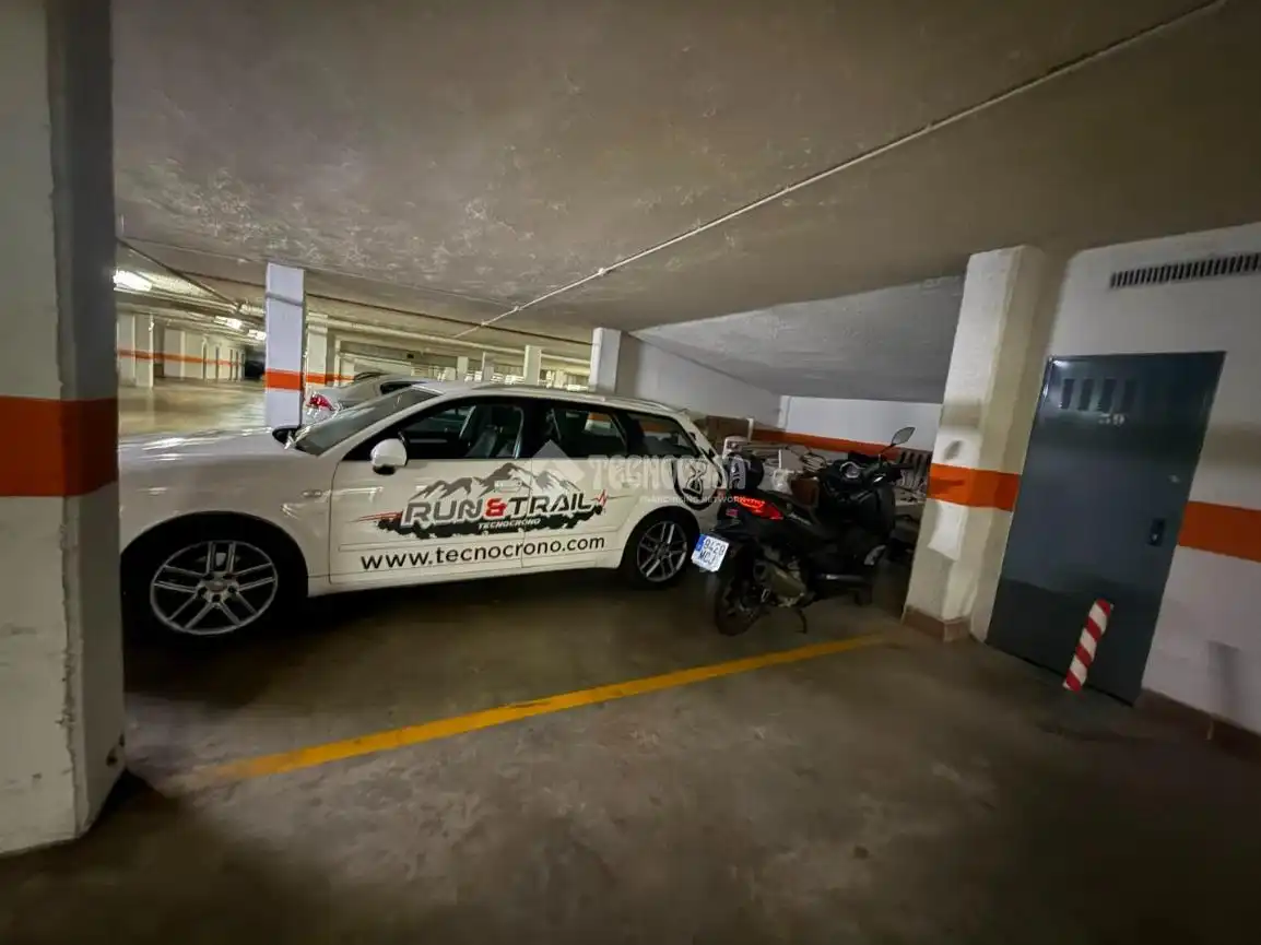 Parking de Piso en venta en Sevilla
