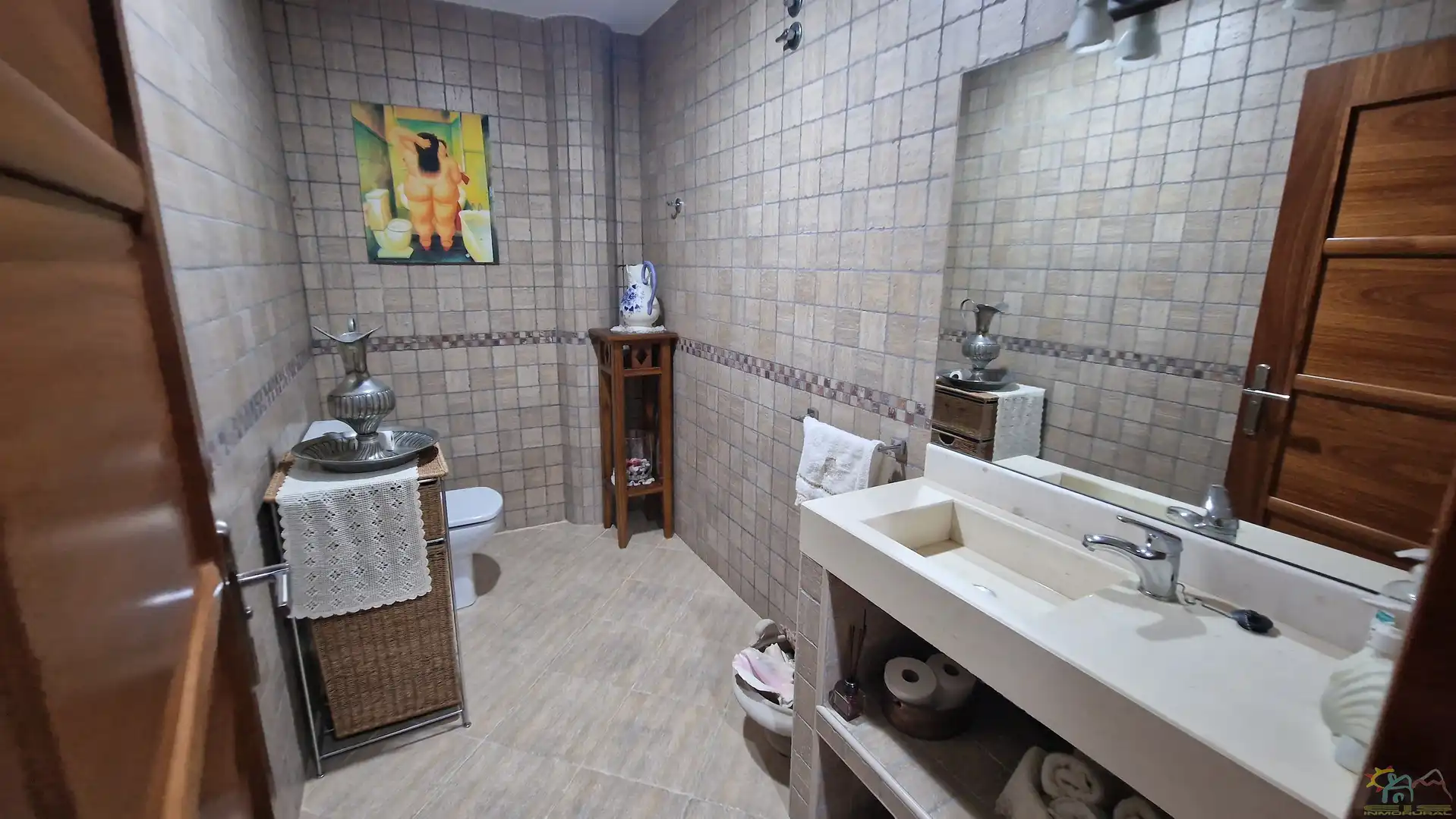 Badezimmer von Einfamilien-Reihenhaus zum Verkauf in Diezma mit Klimaanlage, Heizung und Privatgarten