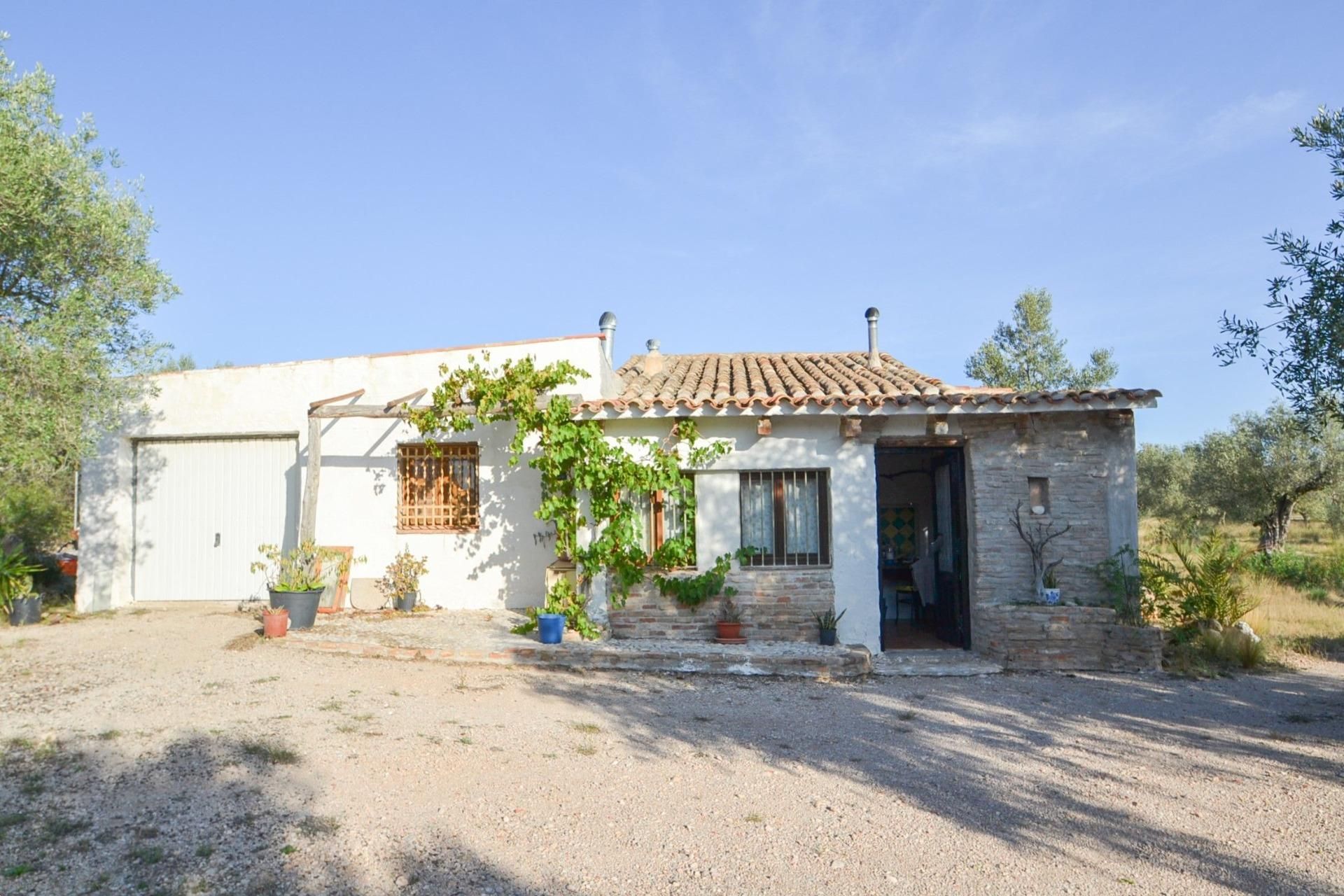 Exterior view of Country house for sale in Tortosa  with Private garden, Terrace and Storage room