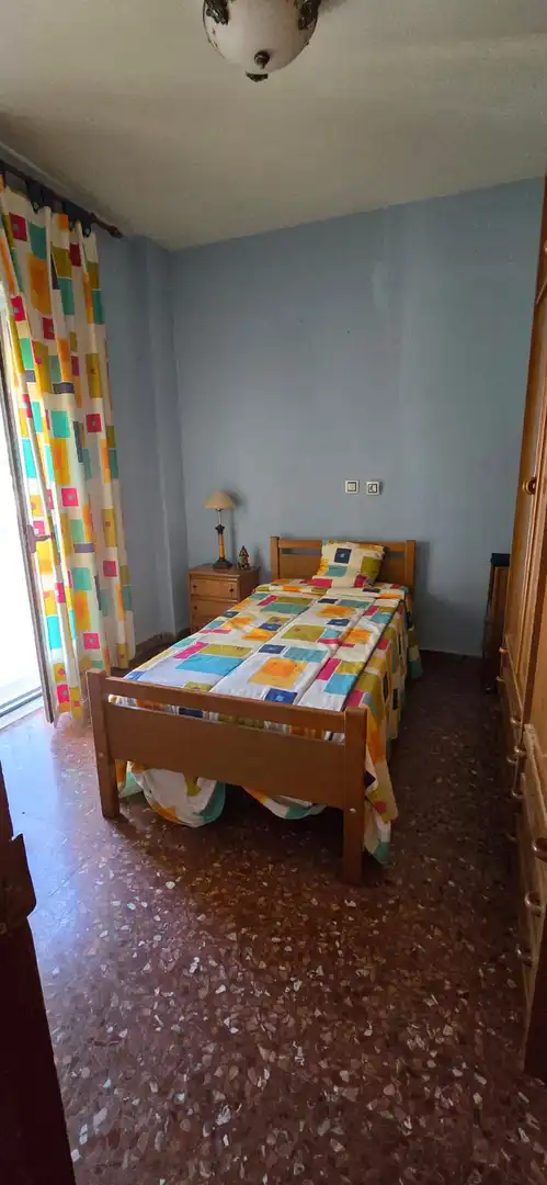 Dormitori de Pis en venda en Úbeda amb Aire condicionat, Moblat i Balcó