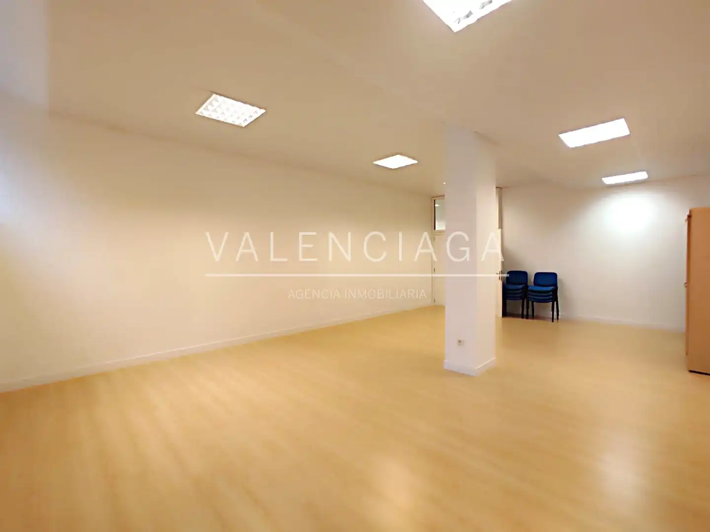 Büro zur Miete in Antiguo