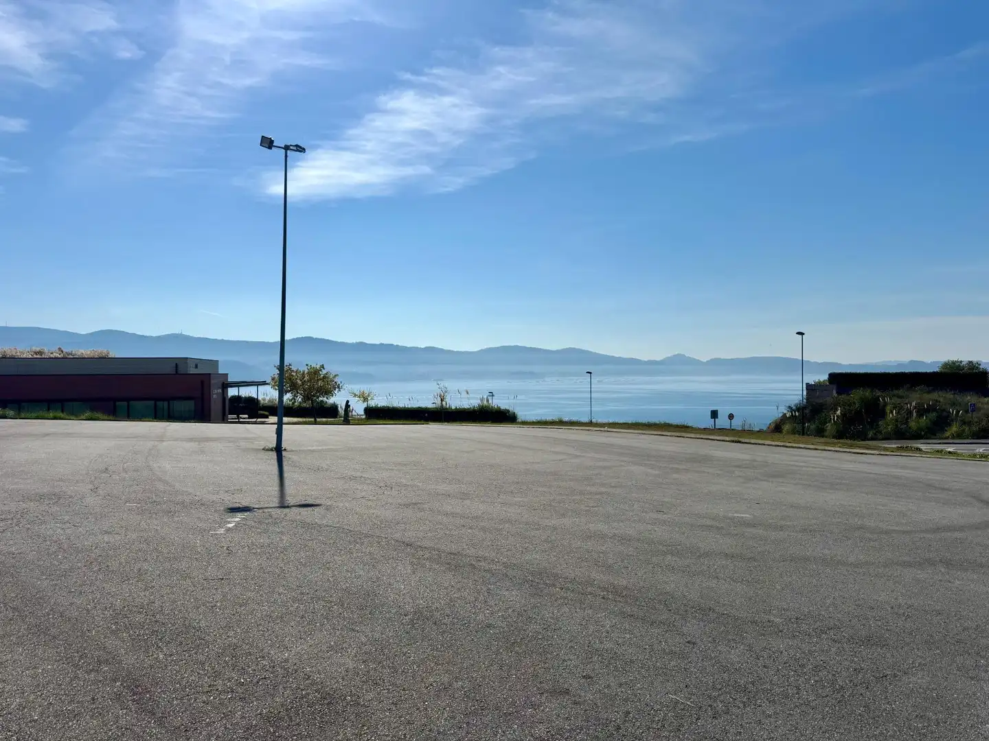 Parking de Nave industrial en venta en Sanxenxo