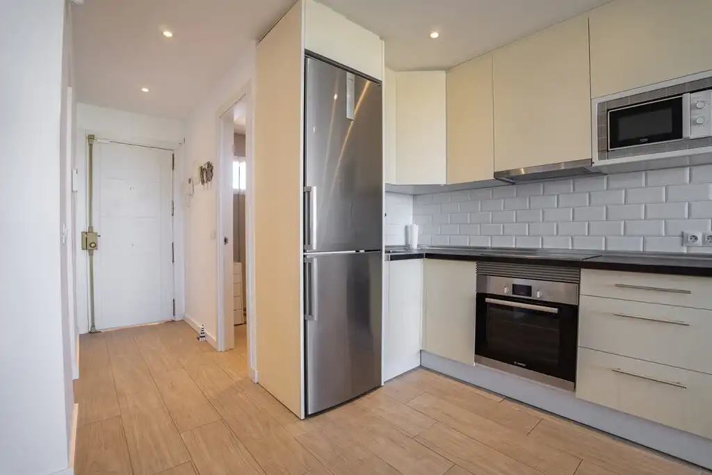 Apartamento con piscina en venta en Calahonda, imagen 5