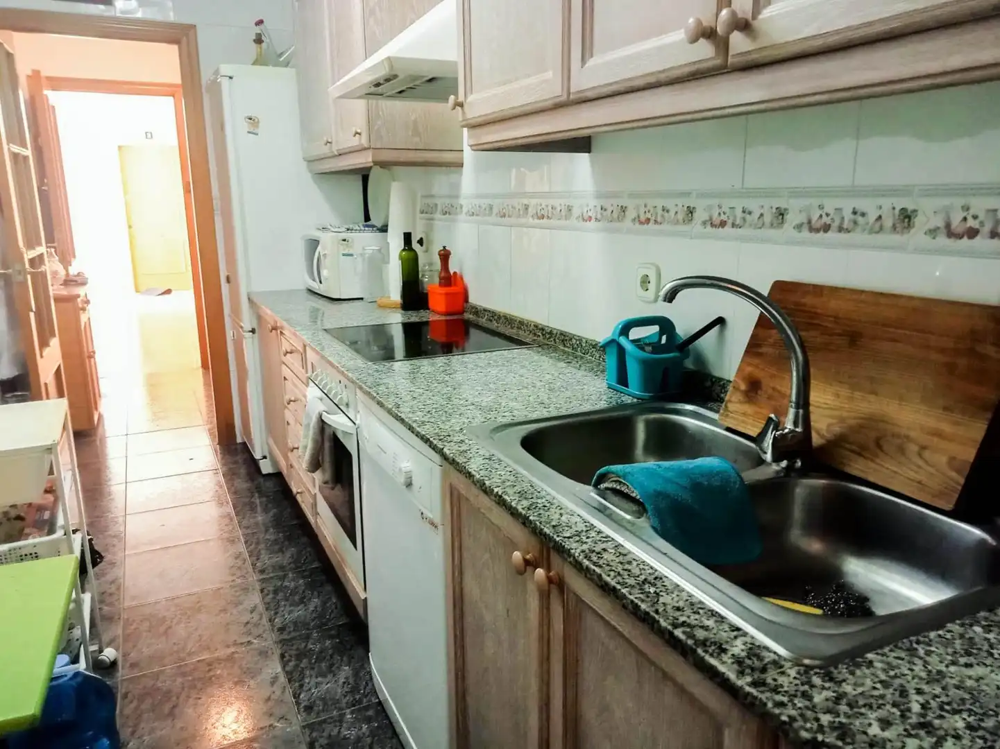 Kitchen of Flat for sale in Cunit  with Air Conditioner, Terrace and Community pool