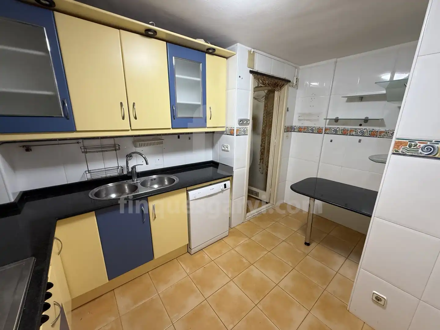 Flat with terrace for sale in Cardenal Reig, imagen 8
