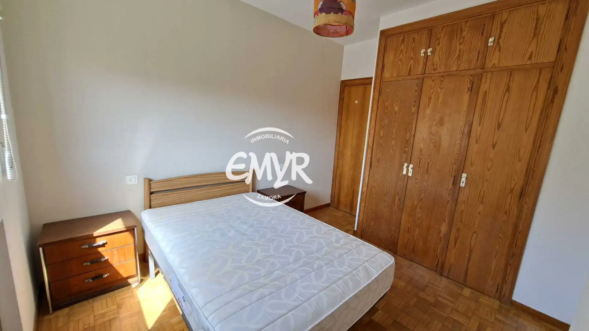 Bedroom of Flat for sale in Zamora Capital   with Heating, Parquet flooring and Terrace