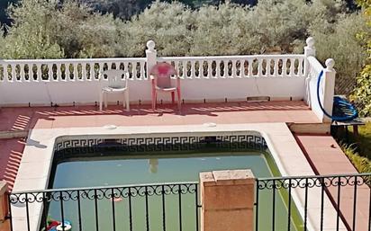 Piscina de Finca rústica en venda en Almodóvar del Río amb Piscina