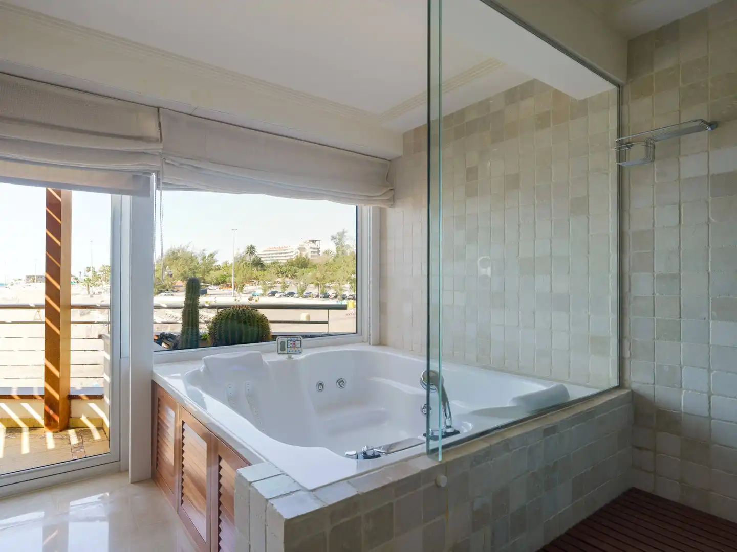 Baño de Casa o chalet en venta en San Bartolomé de Tirajana con Aire acondicionado, Amueblado y Jacuzzi