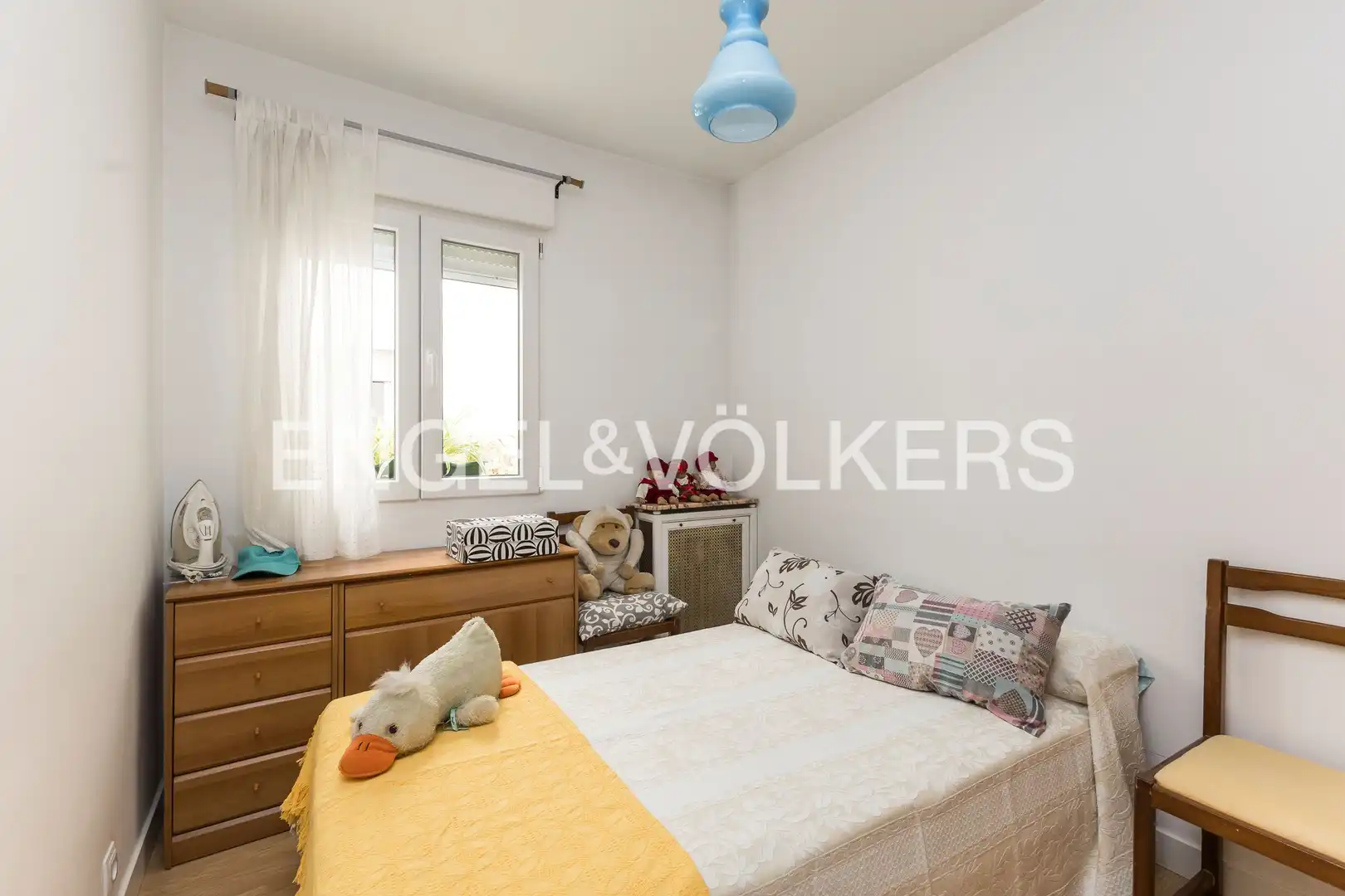 Schlafzimmer von Wohnung zum Verkauf in Madrid mit Klimaanlage, Heizung und Terrasse