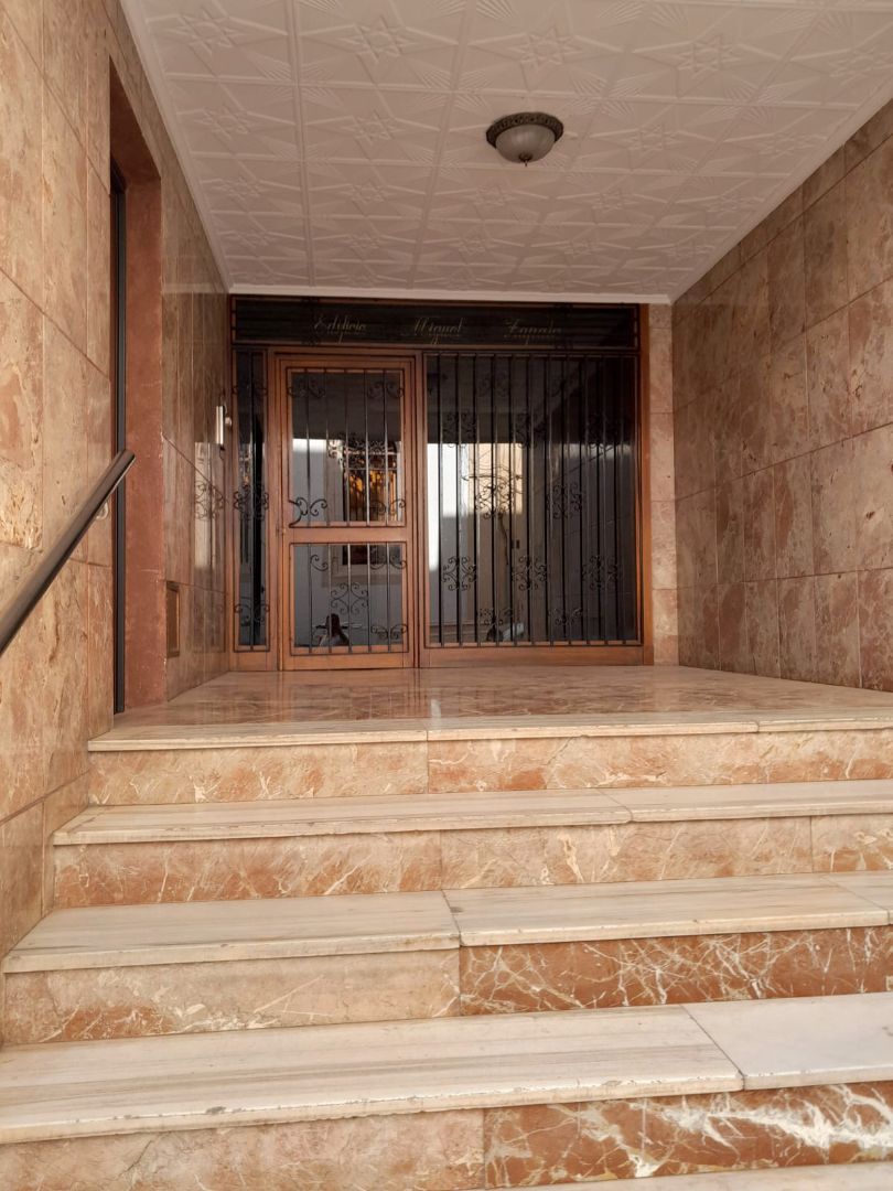 Pis en venda en  Almería Capital amb Aire condicionat i Moblat