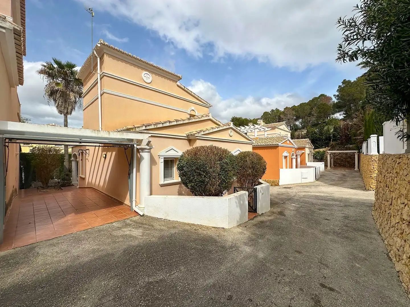 Exterior view of Duplexes for sale in Calpe / Calp  with Air Conditioner, Heating and Private garden