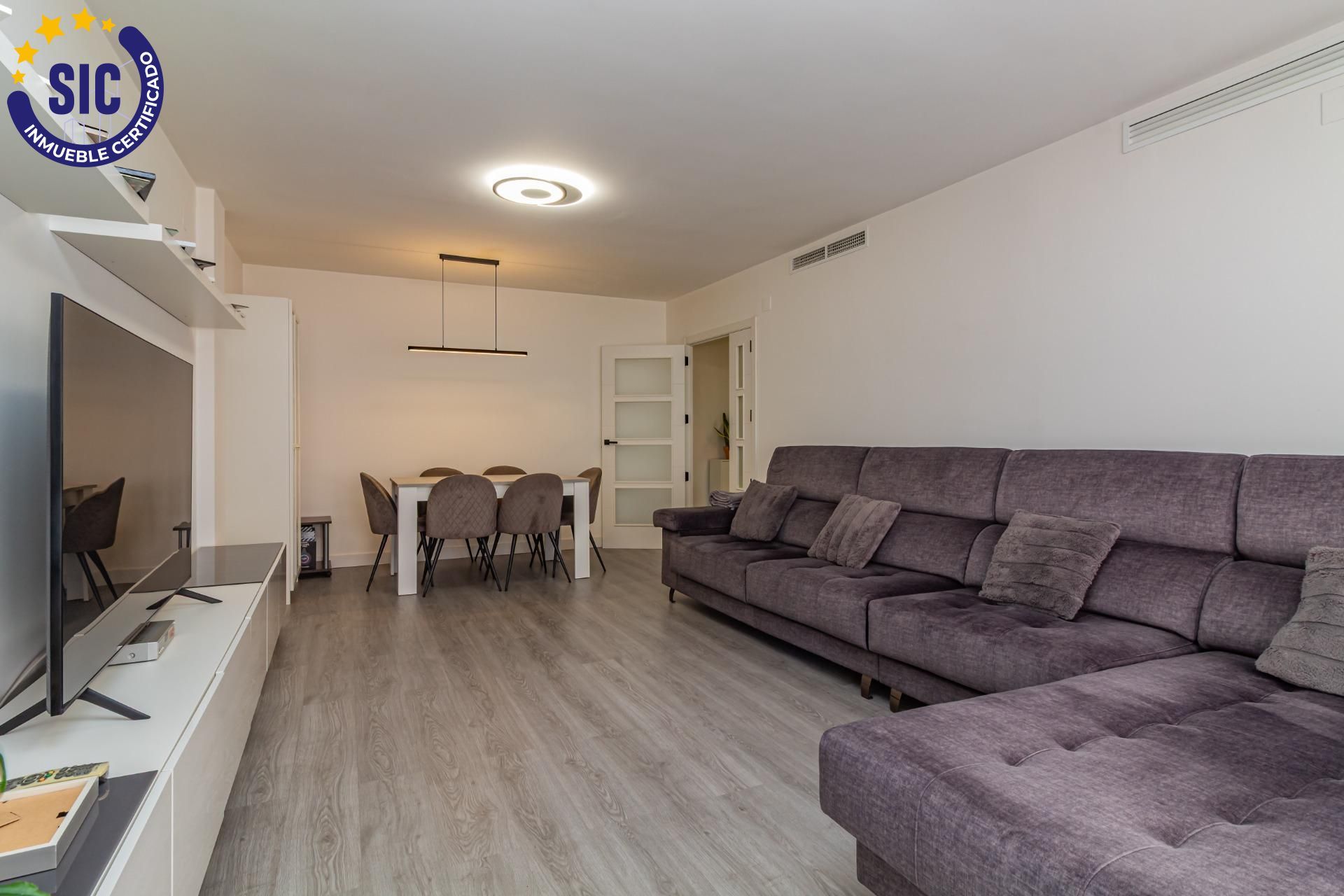Living room of Flat for sale in Castellón de la Plana / Castelló de la Plana  with Air Conditioner, Storage room and Furnished