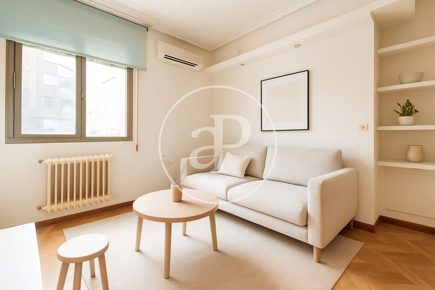 Living room of Flat for sale in  Madrid Capital  with Air Conditioner, Heating and Terrace