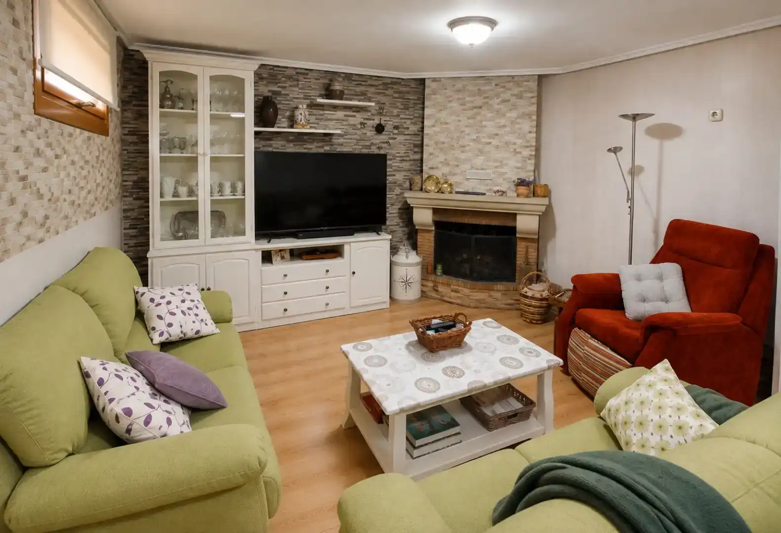 Sala d'estar de Pis en venda en Tudela amb Aire condicionat, Jardí privat i Parquet