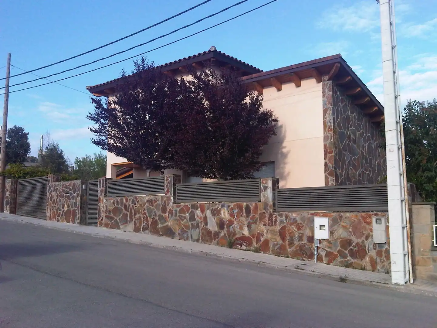 Vista exterior de Casa o xalet de lloguer en Sant Vicenç de Castellet