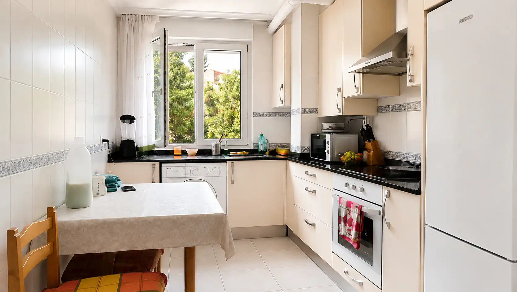 Küche von Wohnung zur Miete in Santander mit Heizung, Terrasse und Möbliert