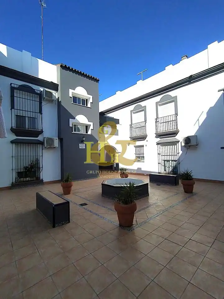 Vista exterior de Dúplex en venta en Sanlúcar de Barrameda con Terraza y Trastero