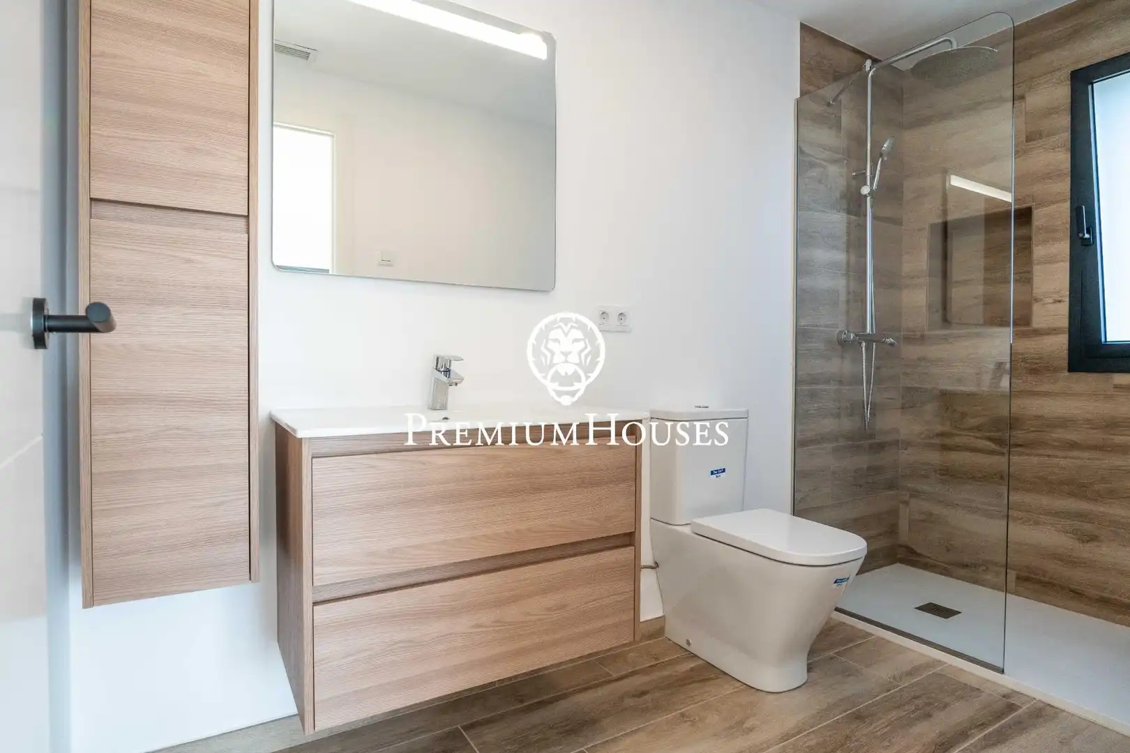 Baño de Casa o chalet en venta en El Vendrell con Aire acondicionado, Calefacción y Jardín privado