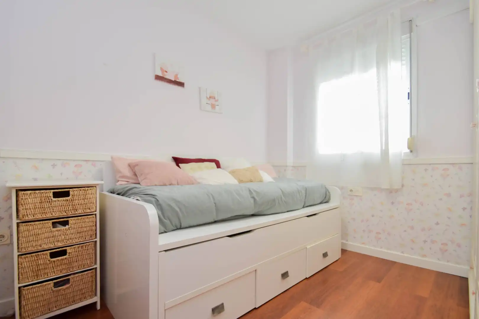 Habitación de Ático en venta en Cármenes - Ríos