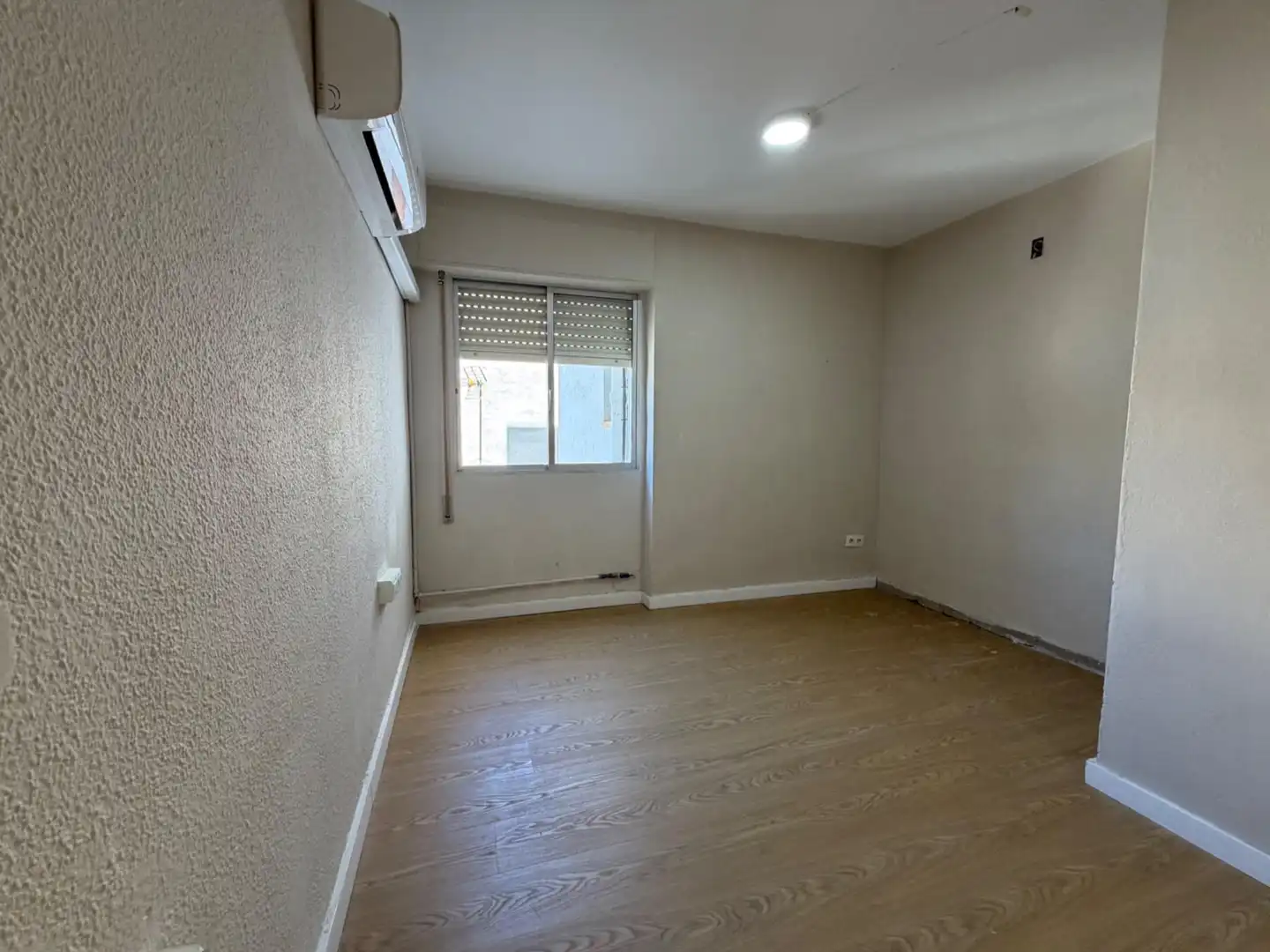 Flat for sale in Llíria  with Air Conditioner and Balcony