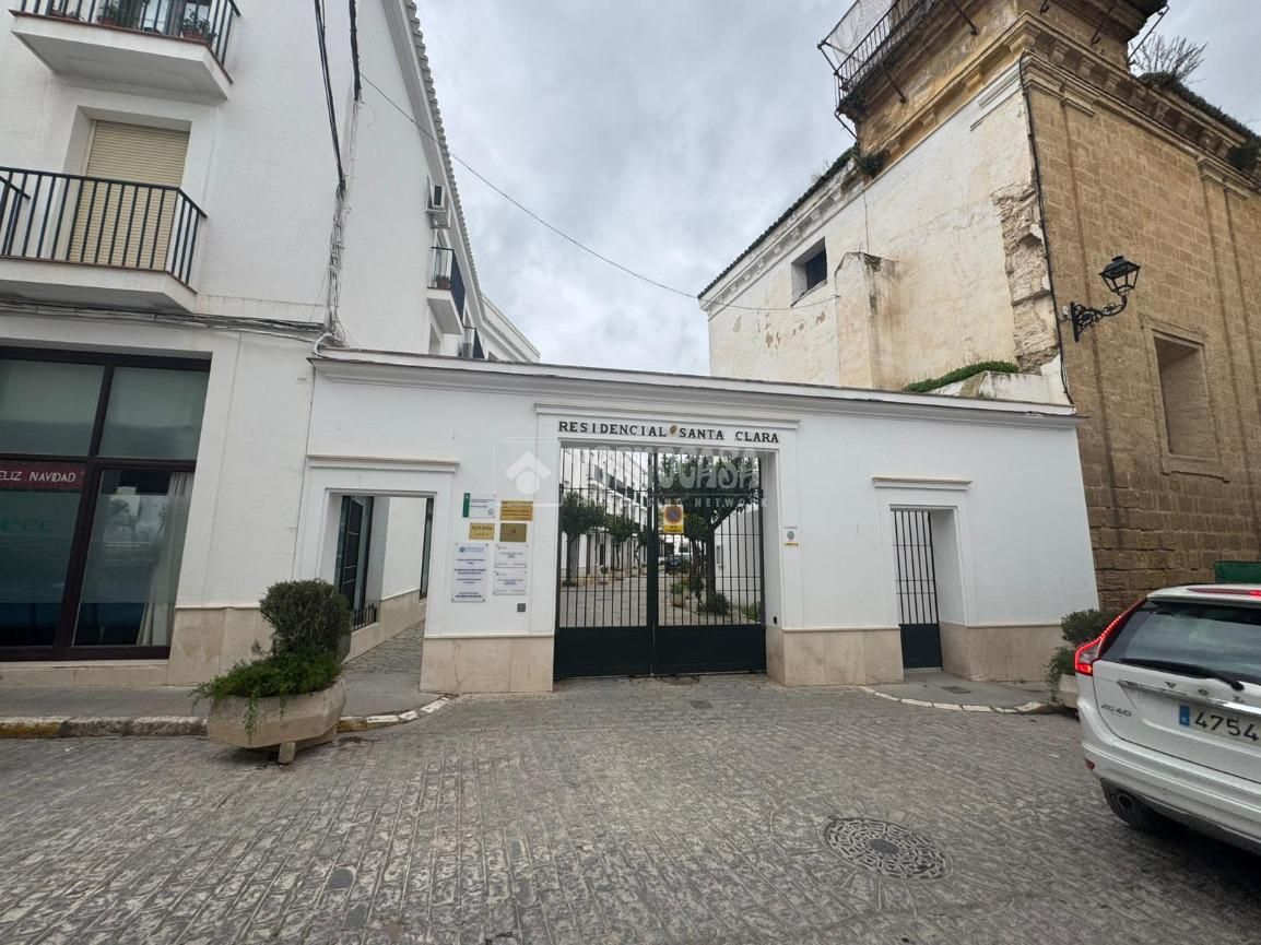 Exterior view of Garage for sale in Osuna