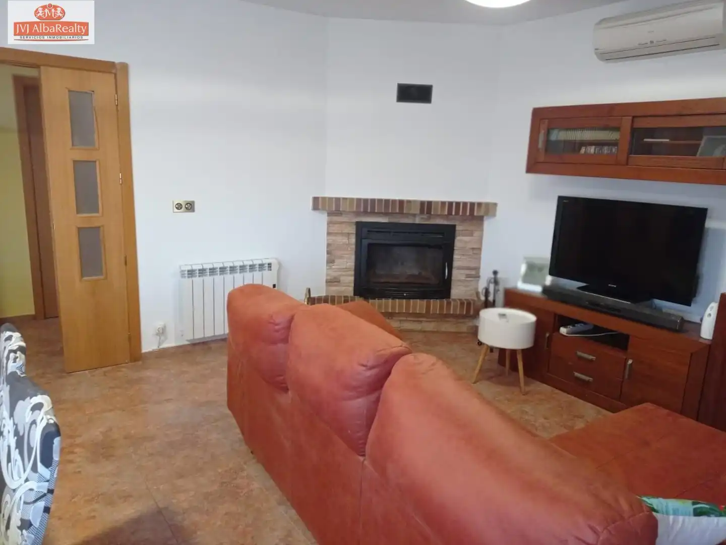 Sala d'estar de Casa adosada en venda en Valdeganga amb Calefacció i Balcó
