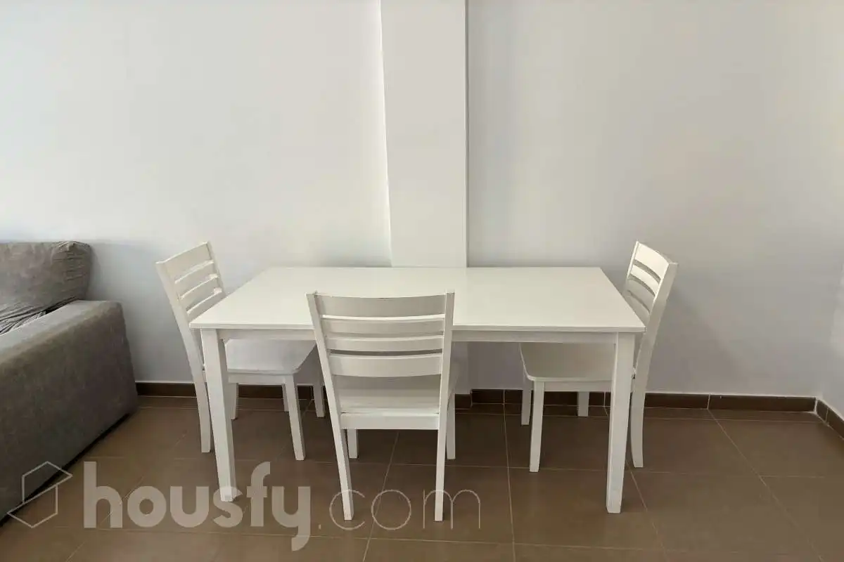 Menjador de Pis de lloguer en Sagunto / Sagunt amb Parquet, Moblat i Balcó