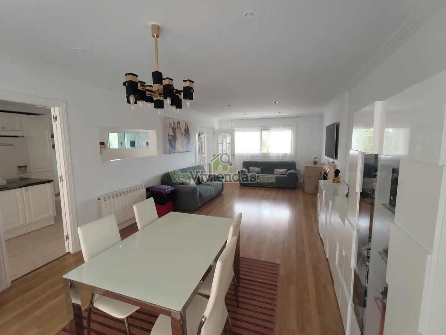 Sala de estar de Casa o chalet en venta en Begues con Calefacción, Jardín privado y Parquet